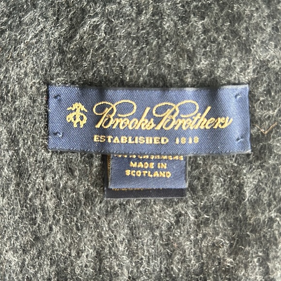 Brooks Brothers Cashmere Scarf - Picture 2 of 3